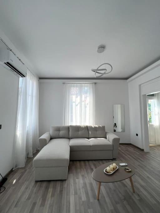 Bougainvillea Apartments 2 纳夫普利翁 外观 照片